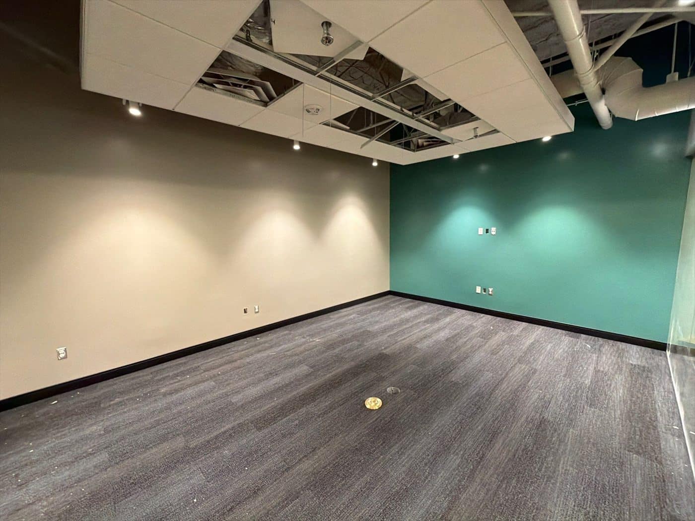 Bank branch interior accent wall repainted by ACP Commercial Painting Company in Tempe, AZ